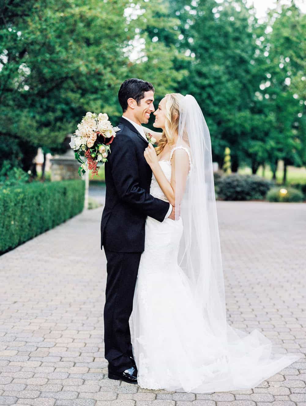 Bringer vineyards wedding photographer Jen Rodriguez 
